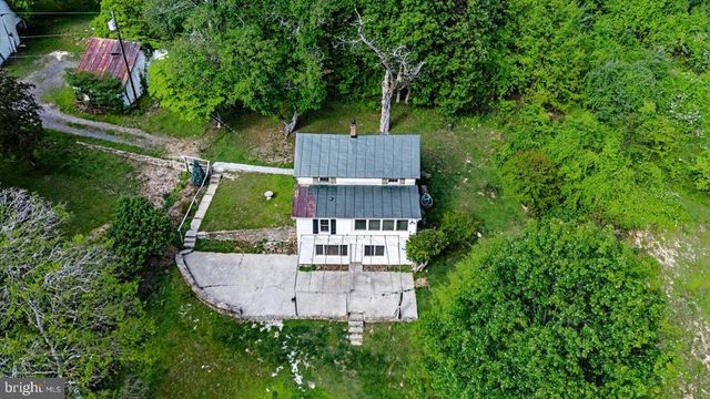 32 NEW MOON LN, Sperryville, VA 22740