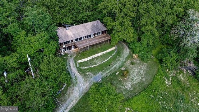 32 NEW MOON LN, Sperryville, VA 22740