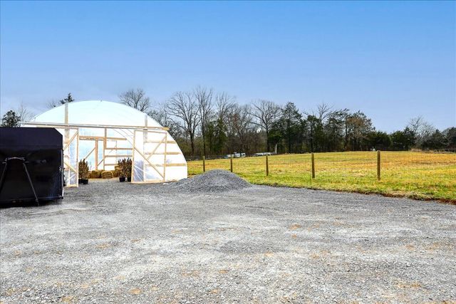 4186 Highway 41A N, Chapel Hill, TN 37034