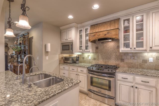 3921 S Norfolk Avenue, Tulsa, OK 74105