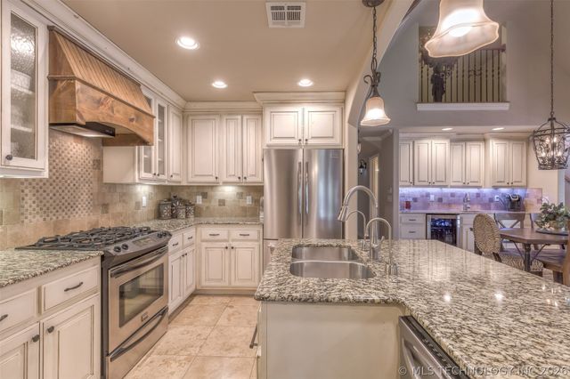 3921 S Norfolk Avenue, Tulsa, OK 74105