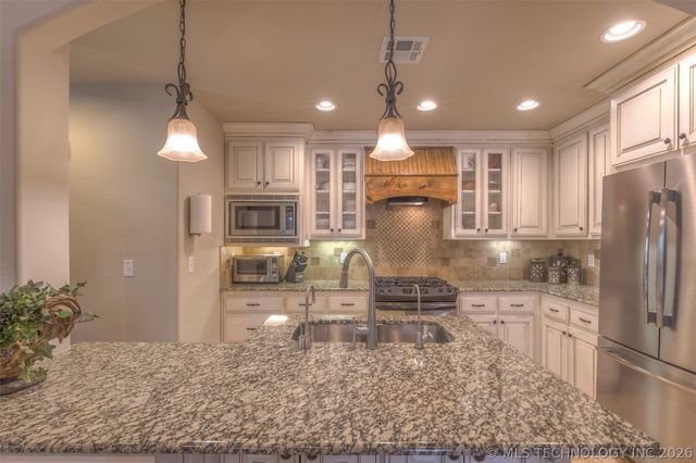 3921 S Norfolk Avenue, Tulsa, OK 74105