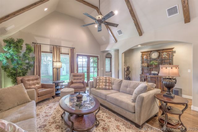 3921 S Norfolk Avenue, Tulsa, OK 74105