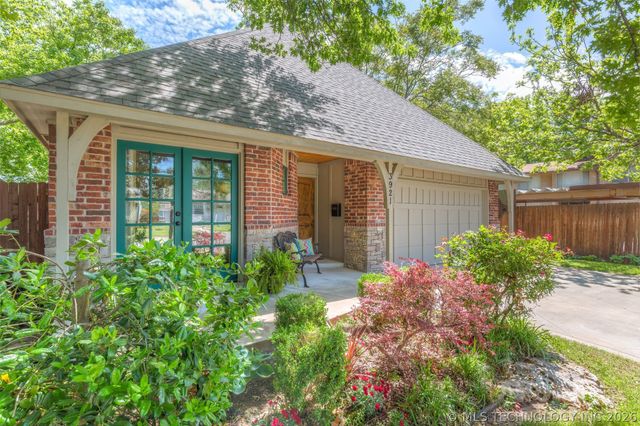 3921 S Norfolk Avenue, Tulsa, OK 74105