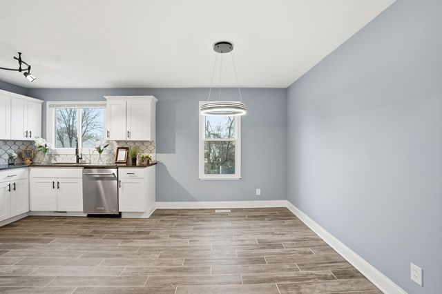 6034 Harrison Street, Merrillville, IN 46410