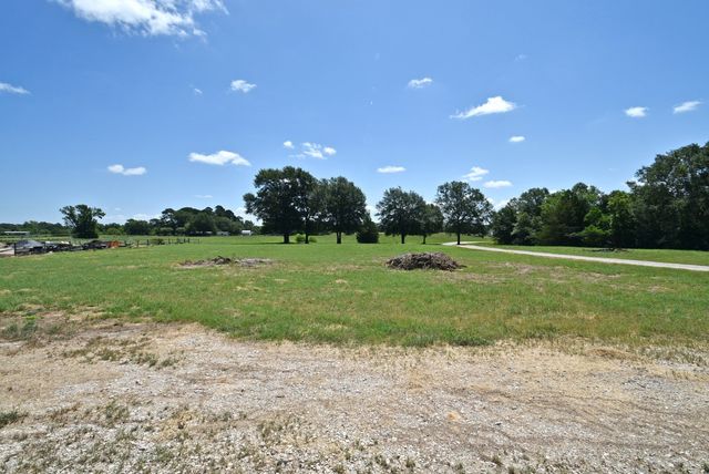 187 County Road 3230, Quitman, TX 75783