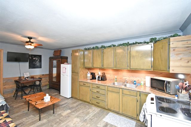 187 County Road 3230, Quitman, TX 75783