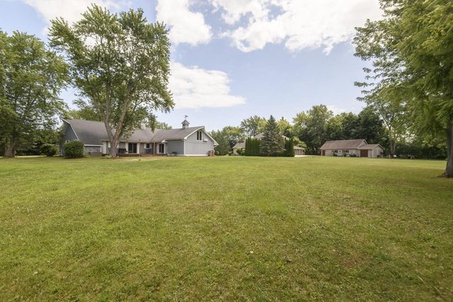 12012 47th AVENUE, Pleasant Prairie, WI 53158