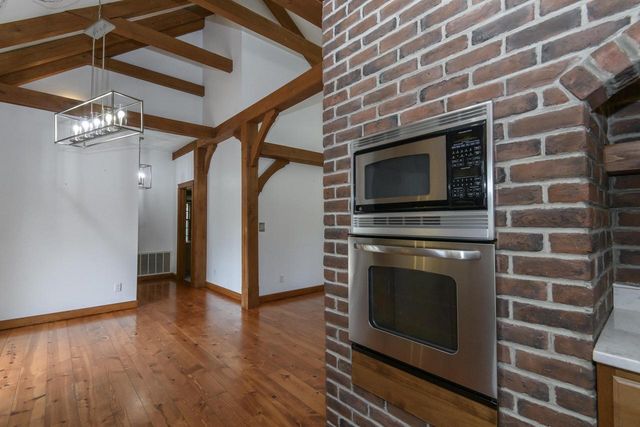 12012 47th AVENUE, Pleasant Prairie, WI 53158