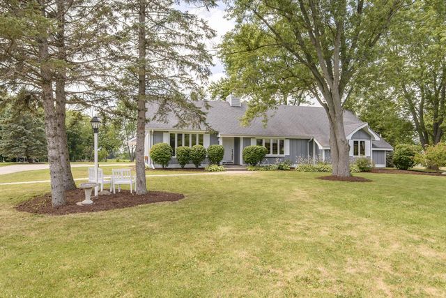12012 47th AVENUE, Pleasant Prairie, WI 53158