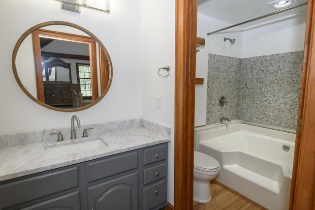 12012 47th AVENUE, Pleasant Prairie, WI 53158