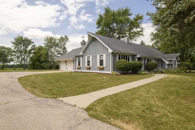 12012 47th AVENUE, Pleasant Prairie, WI 53158