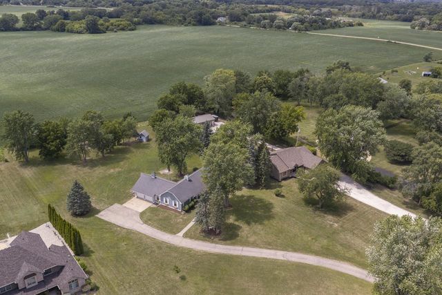 12012 47th AVENUE, Pleasant Prairie, WI 53158