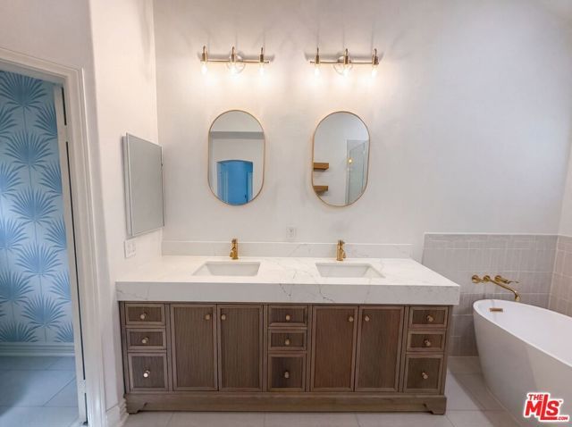 18743 Chapel Lane, Huntington Beach, CA 92646