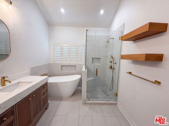 18743 Chapel Lane, Huntington Beach, CA 92646