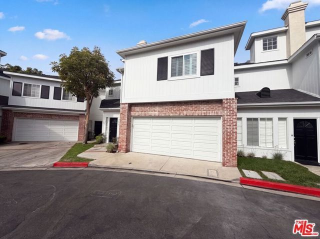 18743 Chapel Lane, Huntington Beach, CA 92646