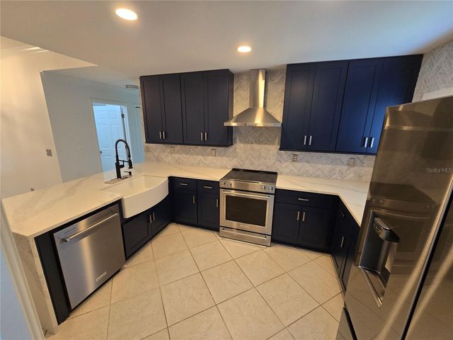 219 NW 25TH PLACE, Cape Coral, FL 33993