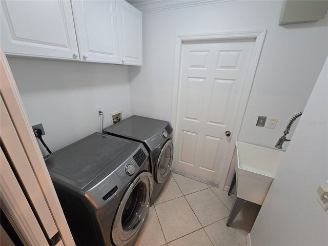 219 NW 25TH PLACE, Cape Coral, FL 33993