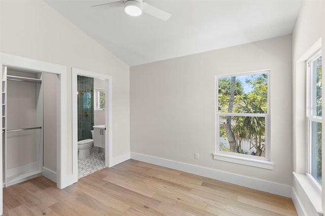 1100 8TH STREET N, St Petersburg, FL 33701