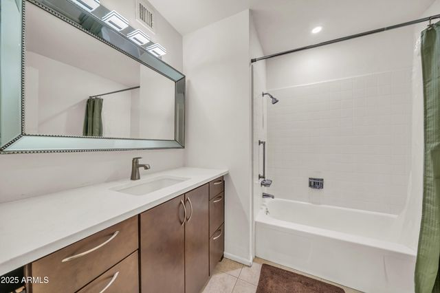 7817 E SAGE Drive, Scottsdale, AZ 85250