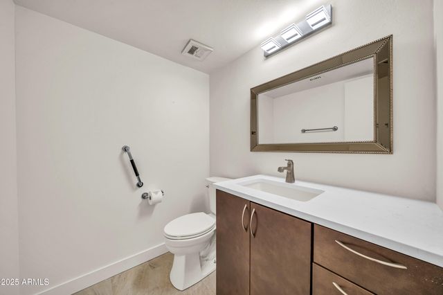 7817 E SAGE Drive, Scottsdale, AZ 85250