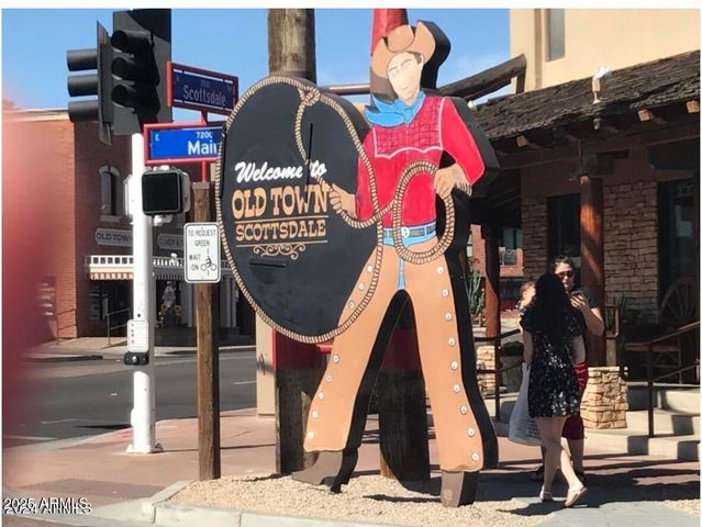 7817 E SAGE Drive, Scottsdale, AZ 85250