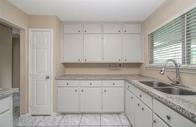 510 Roper Street, Houston, TX 77034