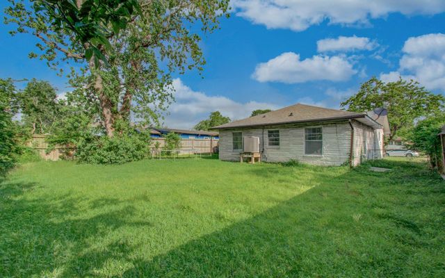 510 Roper Street, Houston, TX 77034