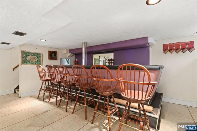 185 Bergenline Avenue, Westwood, NJ 07675