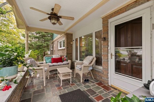 185 Bergenline Avenue, Westwood, NJ 07675