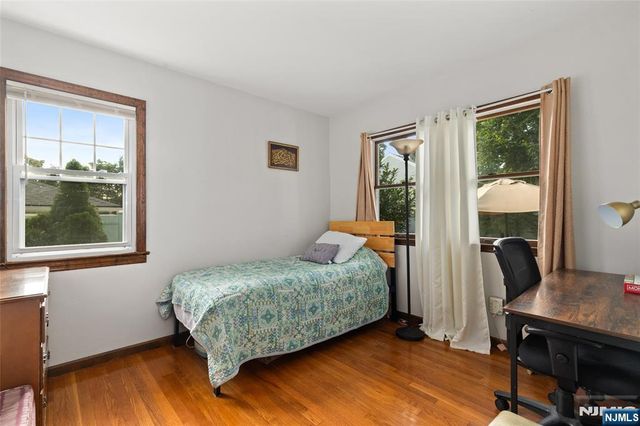 185 Bergenline Avenue, Westwood, NJ 07675