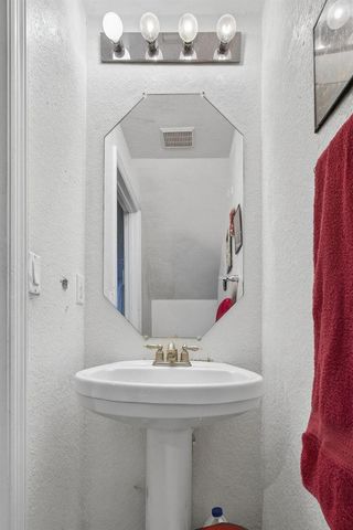 3720 Oleander Terrace, Riviera Beach, FL 33404