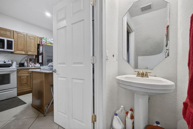 3720 Oleander Terrace, Riviera Beach, FL 33404