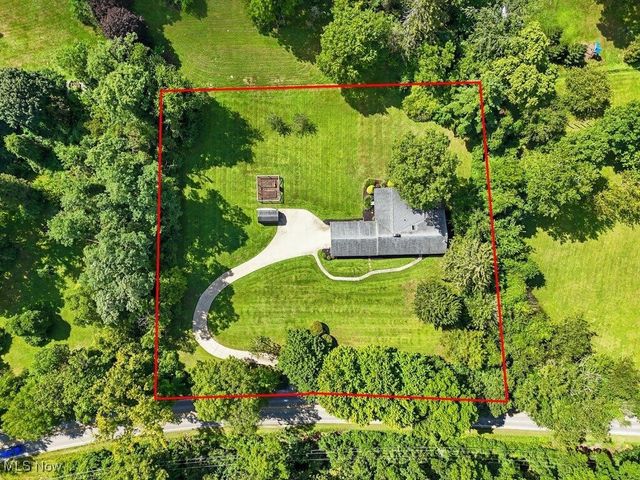 2200 Yellow Creek Road, Akron, OH 44333