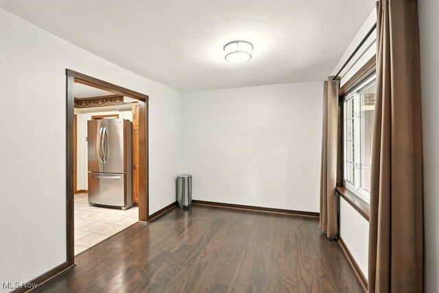 2200 Yellow Creek Road, Akron, OH 44333