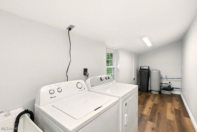 2200 Yellow Creek Road, Akron, OH 44333