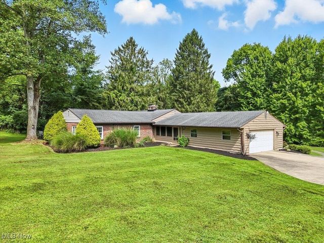 2200 Yellow Creek Road, Akron, OH 44333