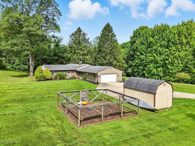 2200 Yellow Creek Road, Akron, OH 44333