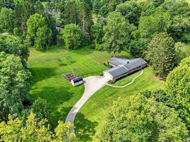 2200 Yellow Creek Road, Akron, OH 44333