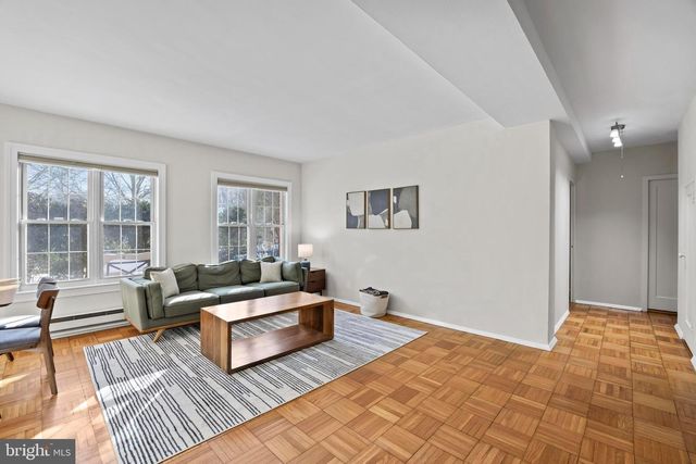 3363 MARTHA CUSTIS DR, Alexandria, VA 22302