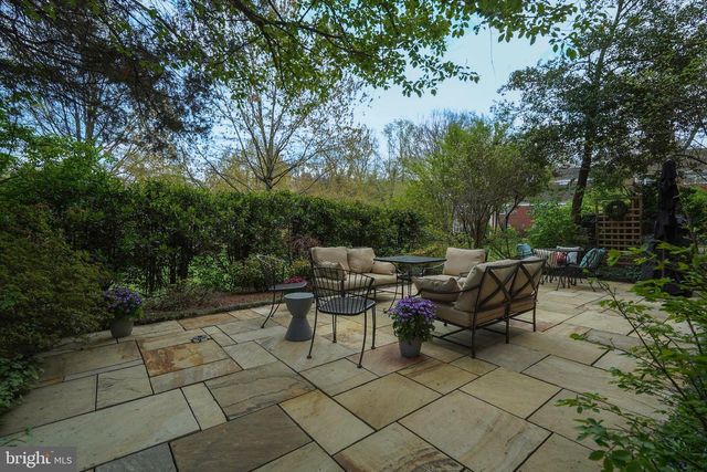 3363 MARTHA CUSTIS DR, Alexandria, VA 22302