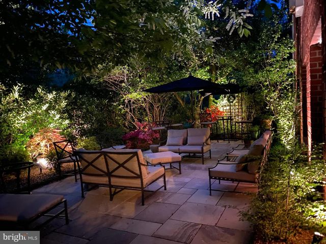 3363 MARTHA CUSTIS DR, Alexandria, VA 22302