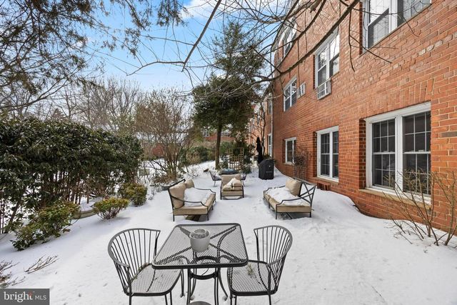 3363 MARTHA CUSTIS DR, Alexandria, VA 22302
