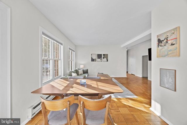 3363 MARTHA CUSTIS DR, Alexandria, VA 22302