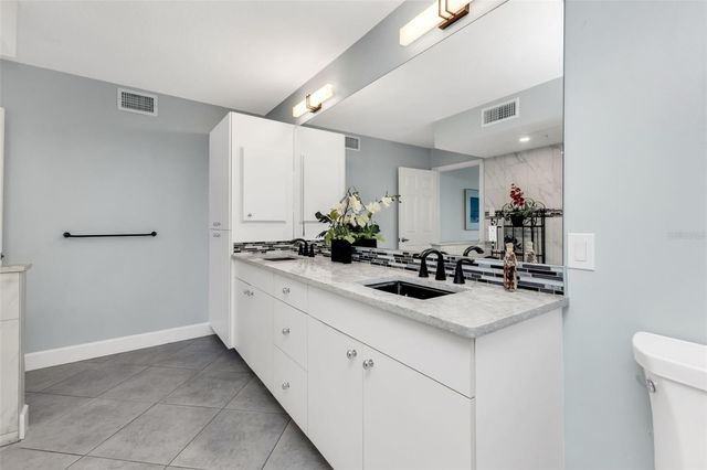 1650 W MARION AVENUE 123, Punta Gorda, FL 33950