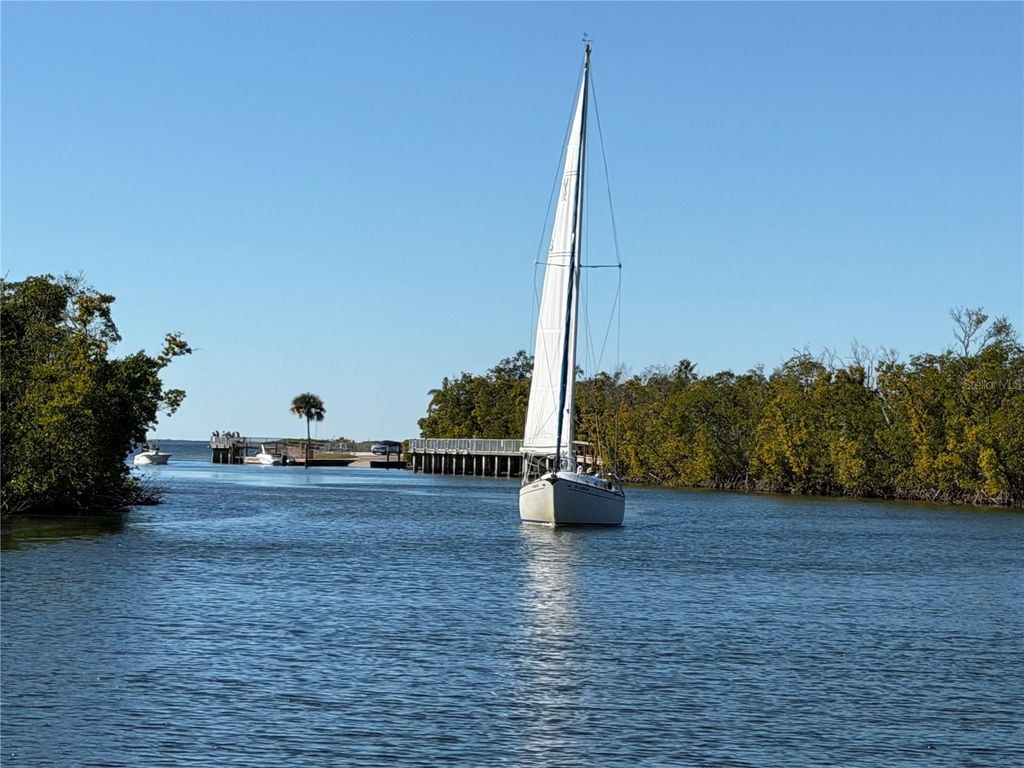 Image 21 of property listing at 1650 W MARION AVENUE 123, Punta Gorda, FL 33950