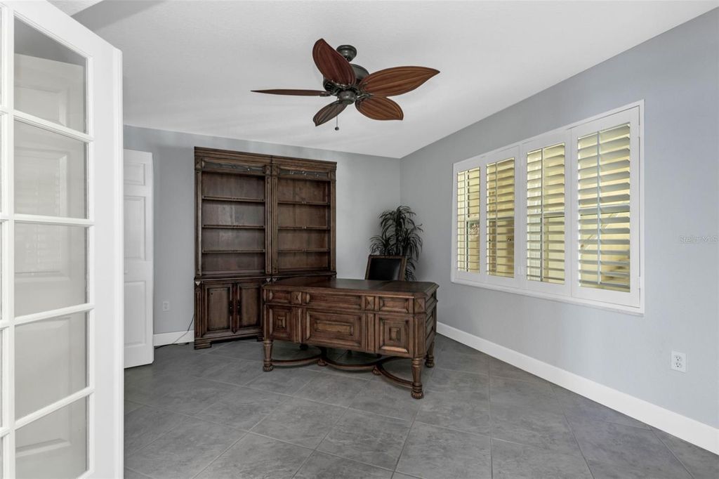 Image 8 of property listing at 1650 W MARION AVENUE 123, Punta Gorda, FL 33950