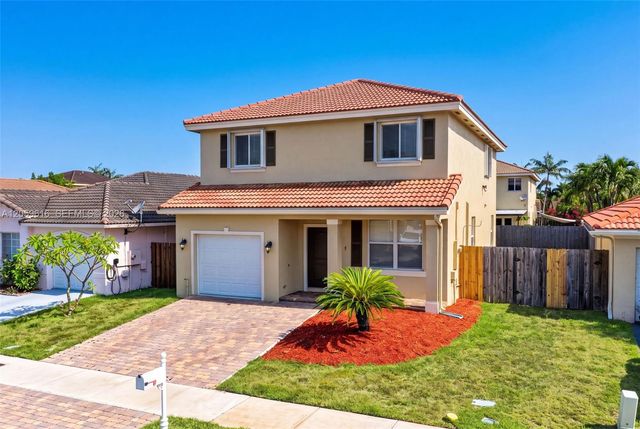 8961 SW 215th Ter, Cutler Bay, FL 33189