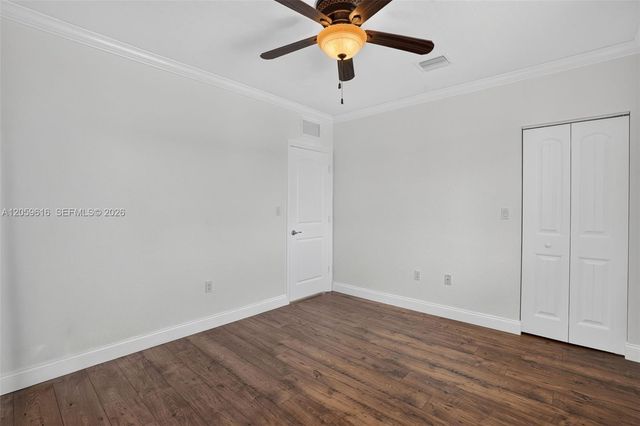 8961 SW 215th Ter, Cutler Bay, FL 33189