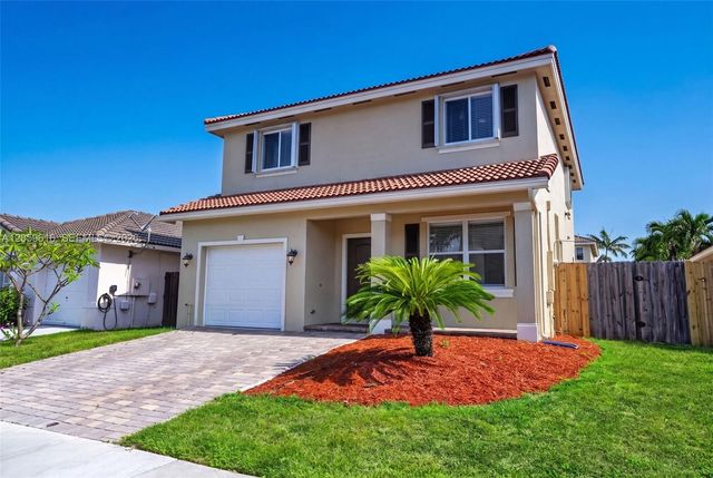 8961 SW 215th Ter, Cutler Bay, FL 33189